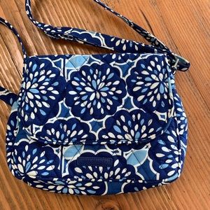 Vera Bradley blue and white pocketbook/bag